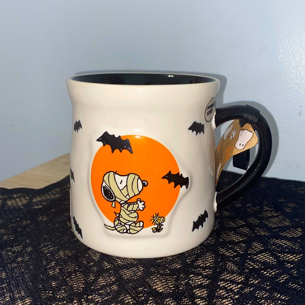 RAE DUNN Snoopy and Woodstock Mummies and Bats Halloween Mug NWT